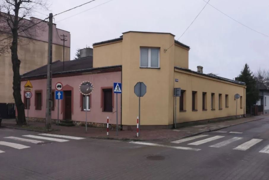 Pruszków kamieniczka do rozbudowy