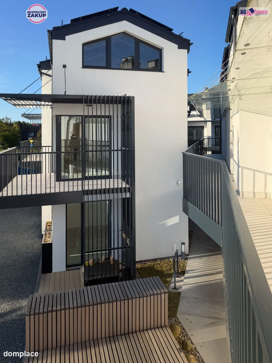 LUKSUSOWY APARTAMENT z widokiem na zatokę — zdjęcie 18