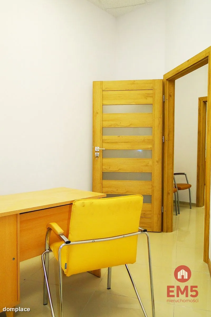 Budynek 1400 m2. Szkoła, fitness, gabinety — zdjęcie 14