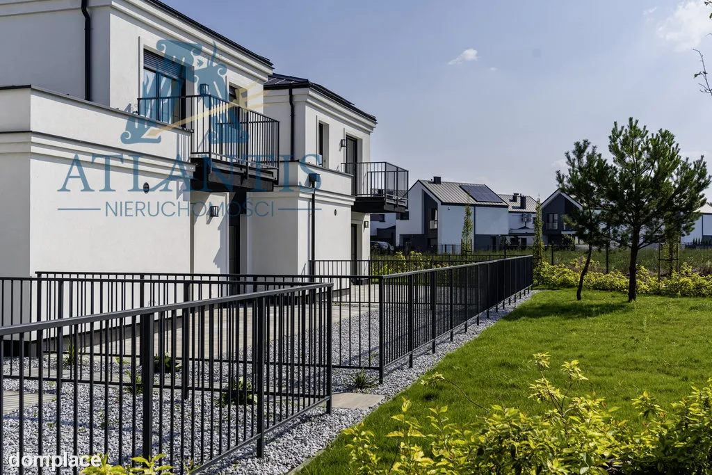 Nowy komfortowy , nowoczesny dom na osiedlu — zdjęcie 3