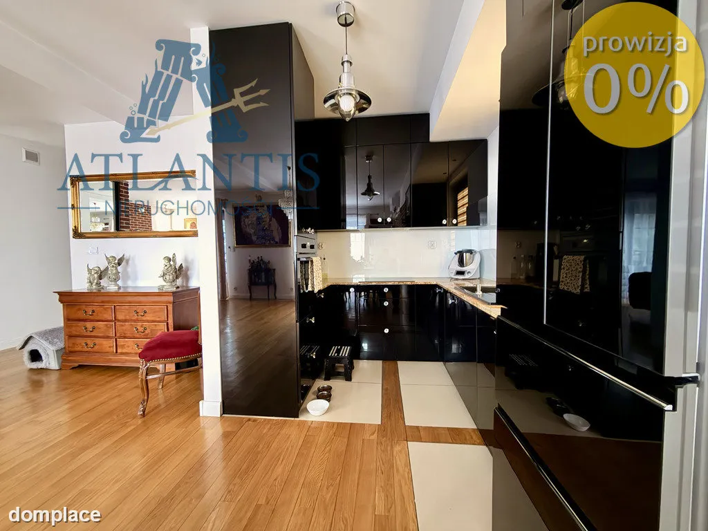 3pokojowe mieszkanie 92 m² Garaż| Balkon| Niemcz — zdjęcie 2