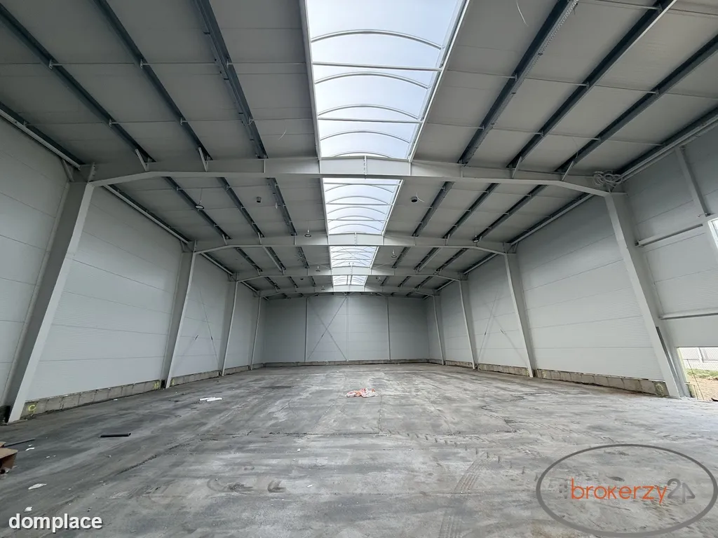 NOWY OBIEKT BIUROWO-MAGAZYNOWY PLEWISKA 270B/780M