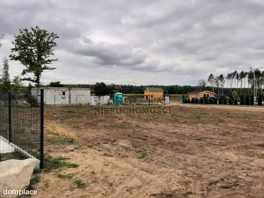 Działka budowlana nad Jeziorem Dziadkowskim — zdjęcie 4