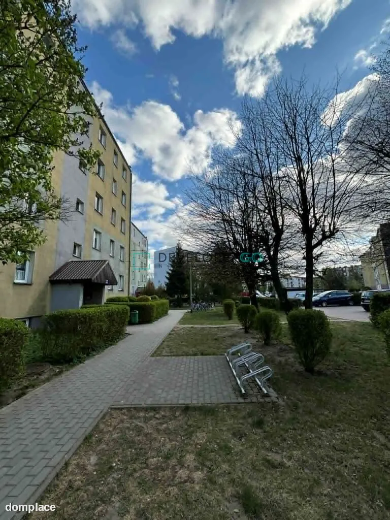 2-pokoje z balkonem , II piętro, okazyjna cena !