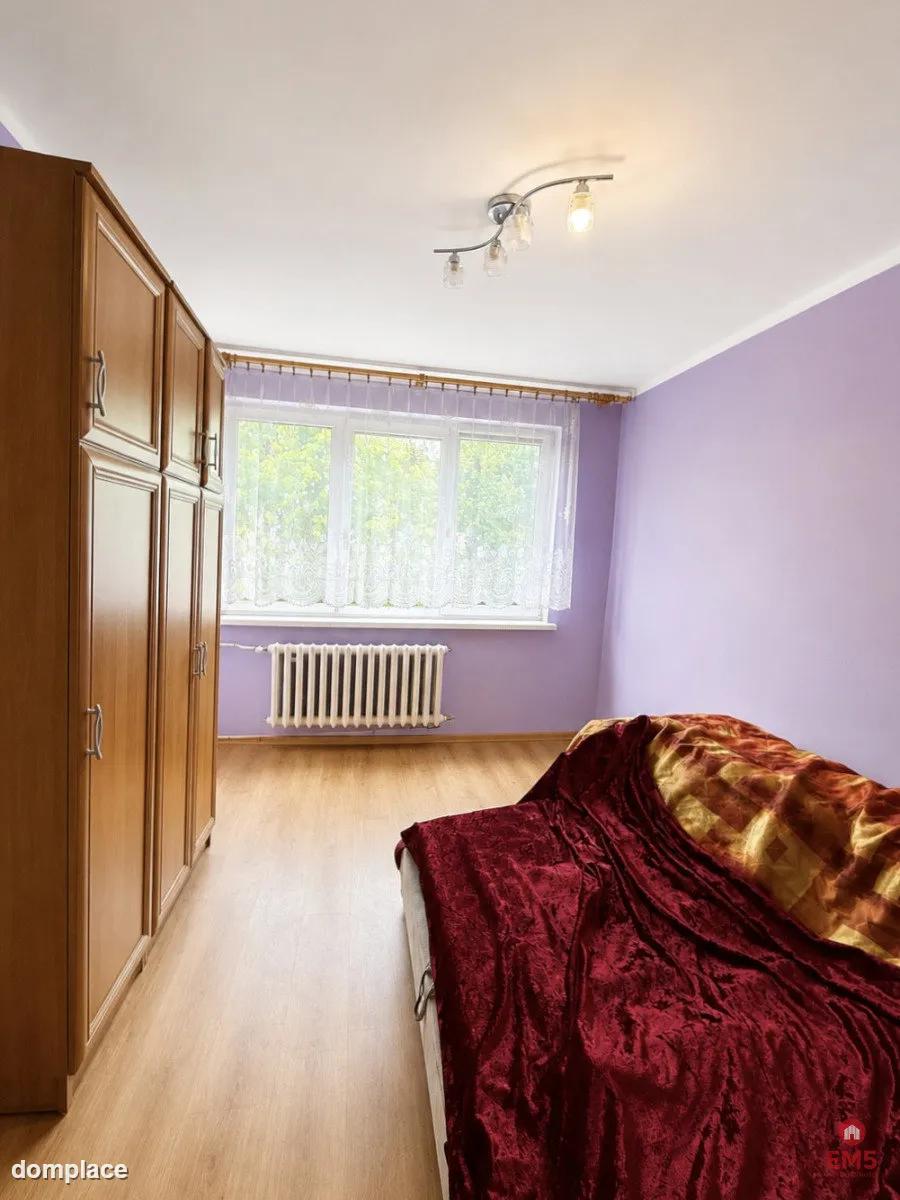 Na sprzedaż: 3-pokojowe mieszkanie w centrum — zdjęcie 2