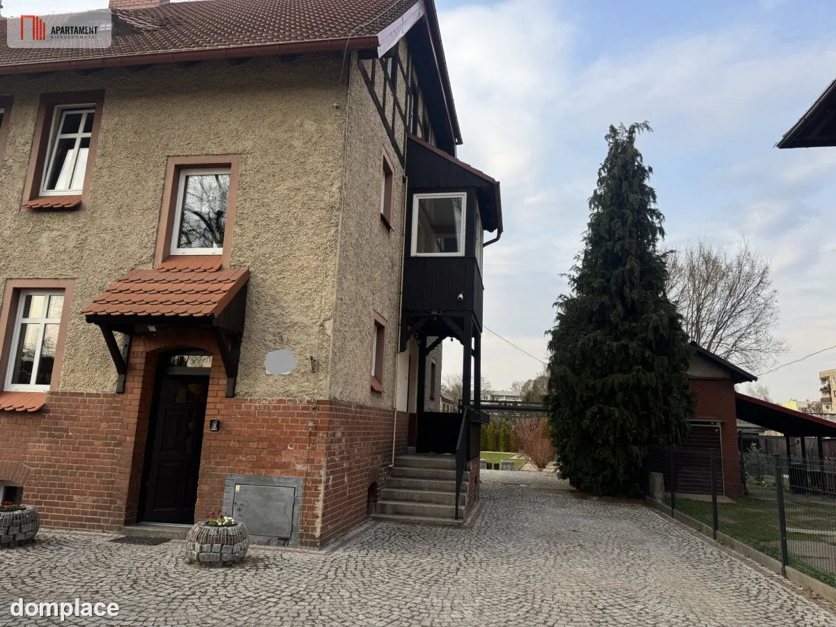 Wyjątkowa część kamienicy z dużym ogrodem — zdjęcie 3