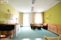 ODNOWIONA KAMIENICA W CENTRUM ŚWIECIA — zdjęcie 9