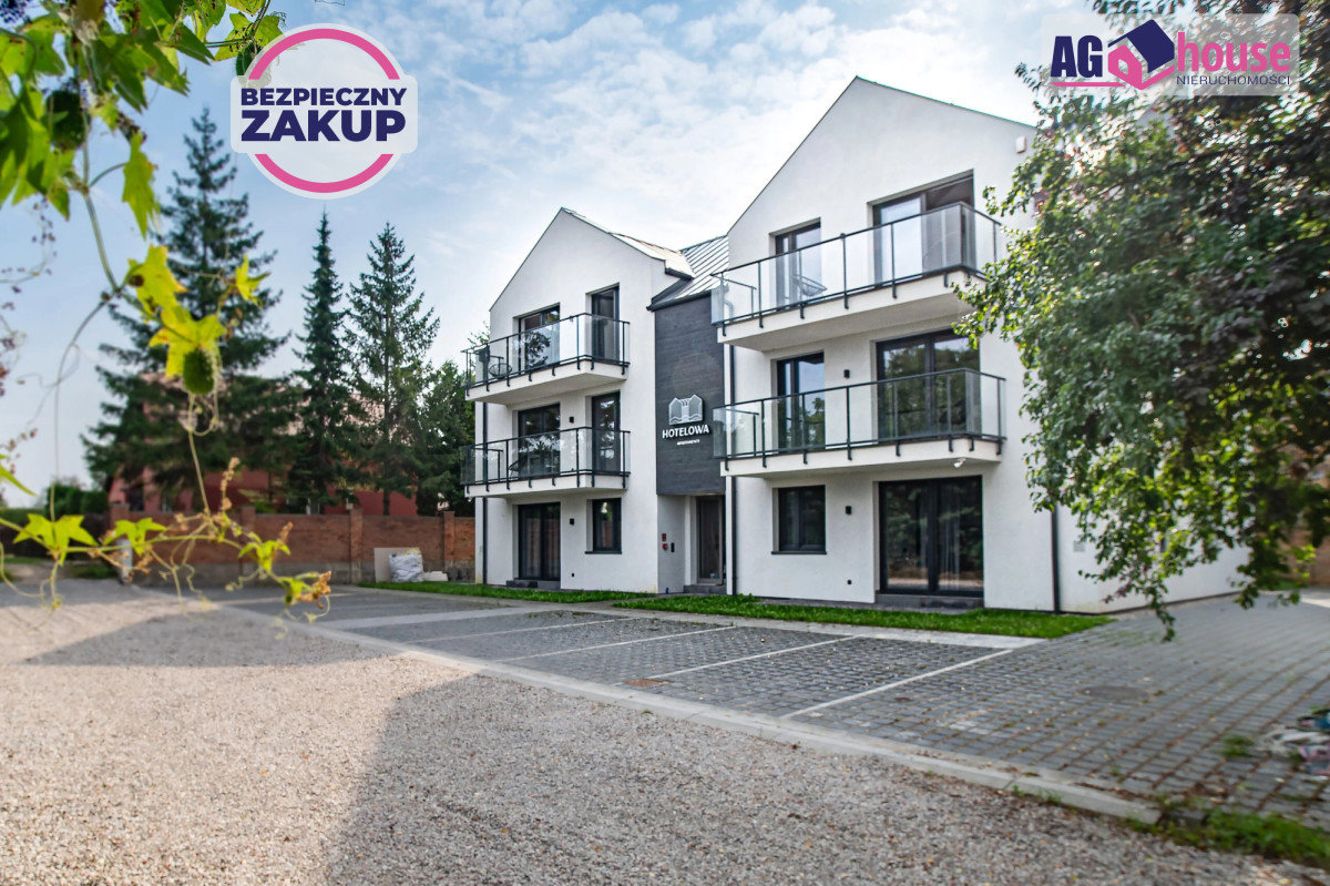 Apartamentowiec w Ostrowie - tylko 1,5km do plaży!