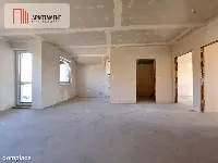 Mieszkanie w czterolokalowym budynku z ogródkiem — zdjęcie 12