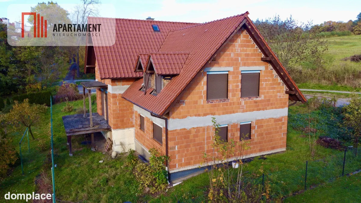 DOM DLA RODZINY | STAN SUROWY, ZAMKNIĘTY | CENTRUM — zdjęcie 7