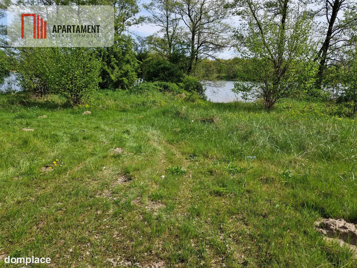 Działki z linią brzegową jeziora bez sąsiedztwa
