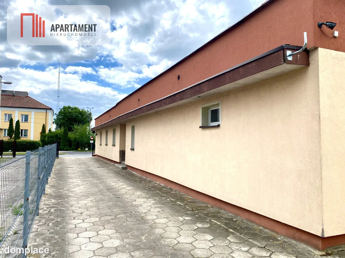 Budynek handlowo usługowy — zdjęcie 2