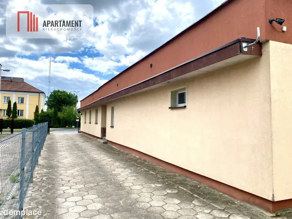Budynek handlowo usługowy — zdjęcie 2