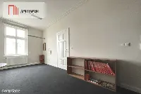 kamienica w ścisłym centrum, ogrzewanie miejskie — zdjęcie 4