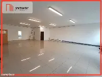 Zadbany Lokal Handlowy w centrym Złotowa — zdjęcie 1