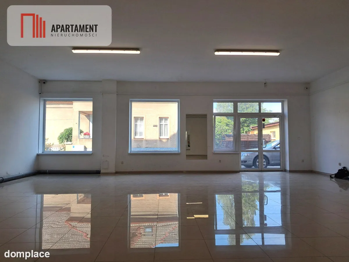 Zadbany Lokal Handlowy w centrym Złotowa — zdjęcie 4