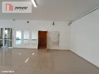 Zadbany Lokal Handlowy w centrym Złotowa — zdjęcie 5