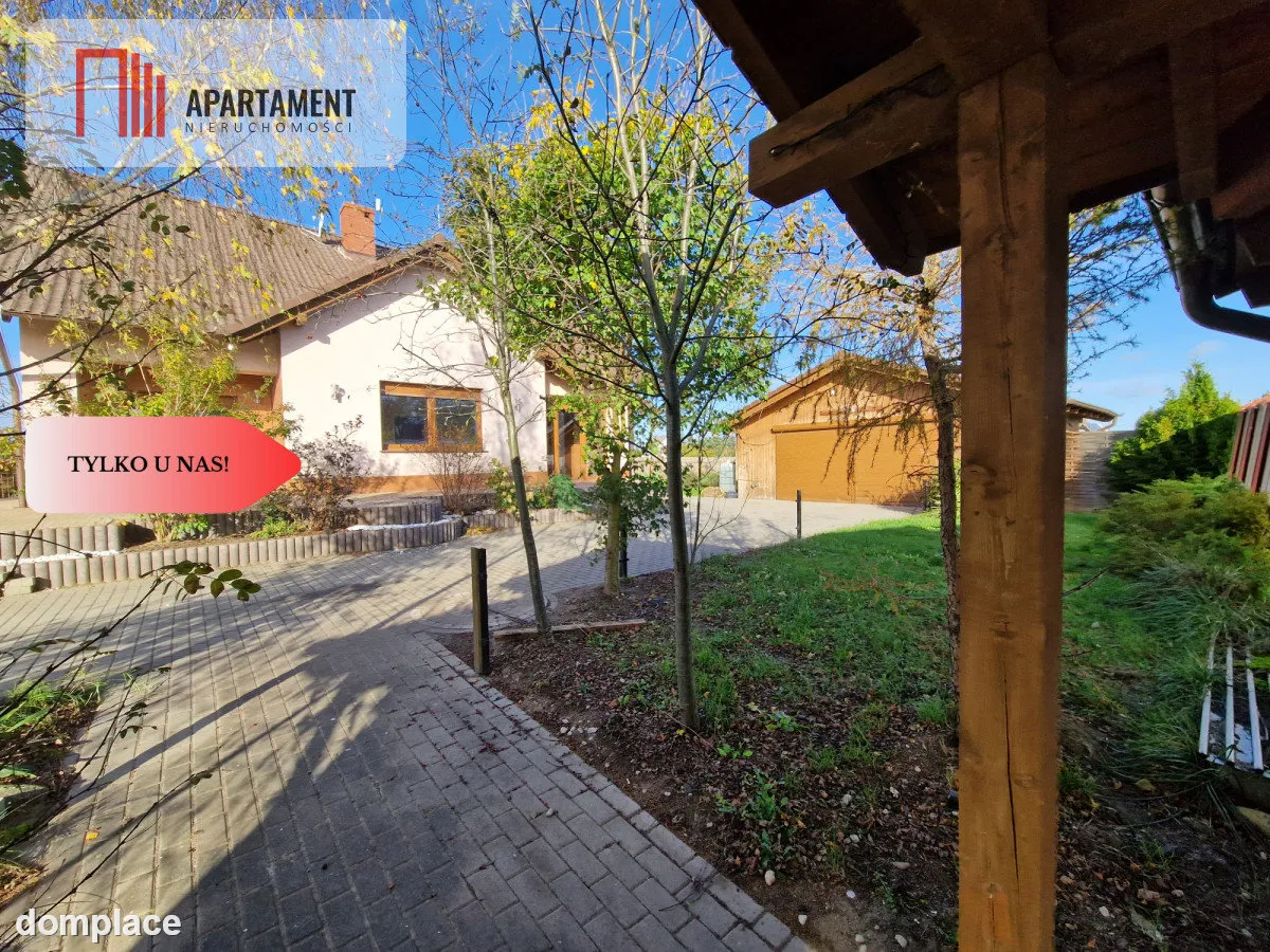 Przestronny dom na dużej działce z basenem... — zdjęcie 5