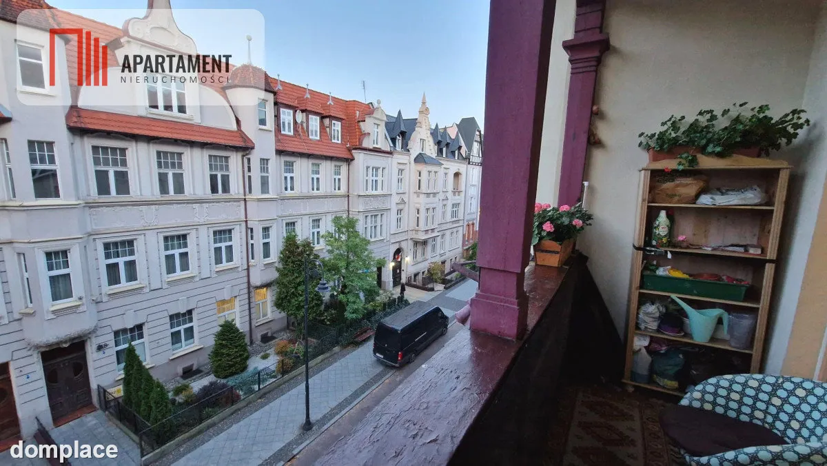 Mieszkanie 4 pokojowe, duży balkon, garaż. — zdjęcie 23