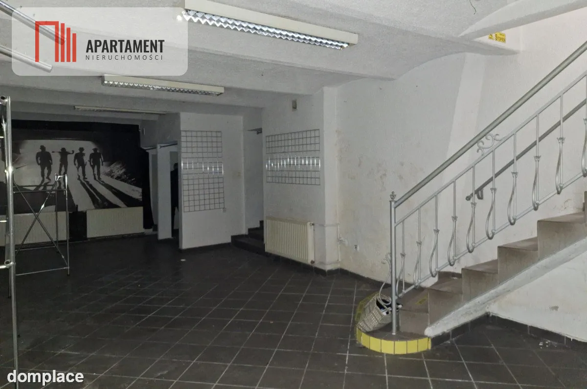 Gniezno - Lokal 40m2 w centrum, Rynek — zdjęcie 3