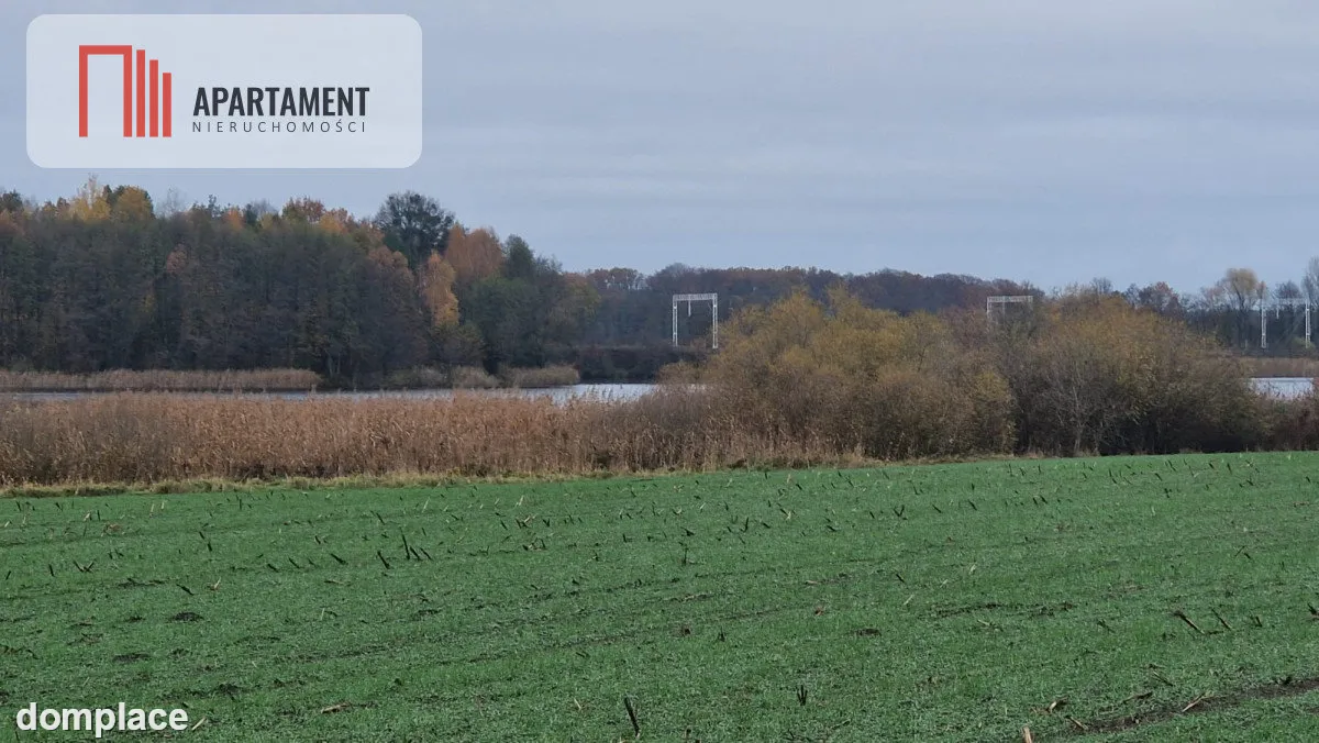 Działka nad jeziorem z warunkami zabudowy — zdjęcie 2