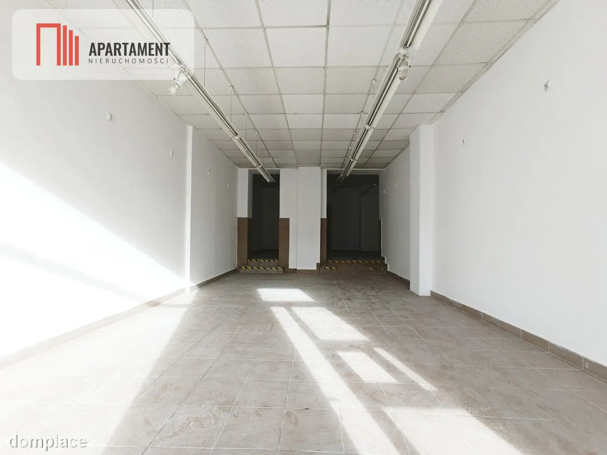 Lokal z witryną parter centrum miasta Rynek — zdjęcie 4