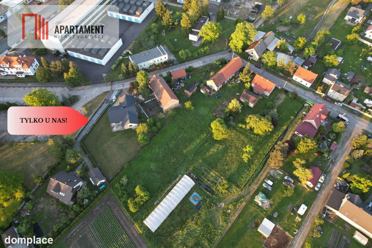 Duża działka w centrum Czernicy — zdjęcie 2