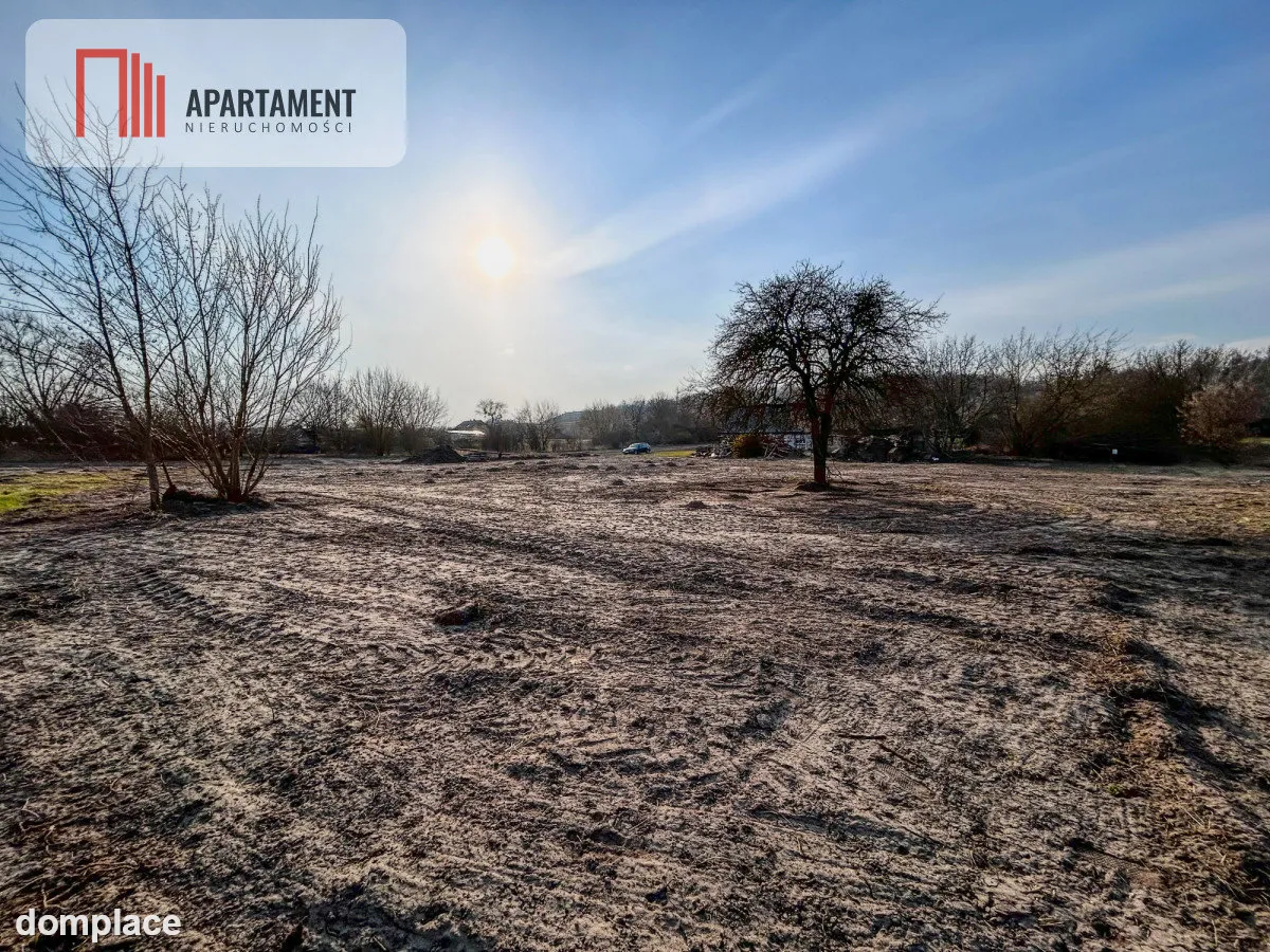 Działka w Grucznie 2166m² WZ, media w pobliżu — zdjęcie 3