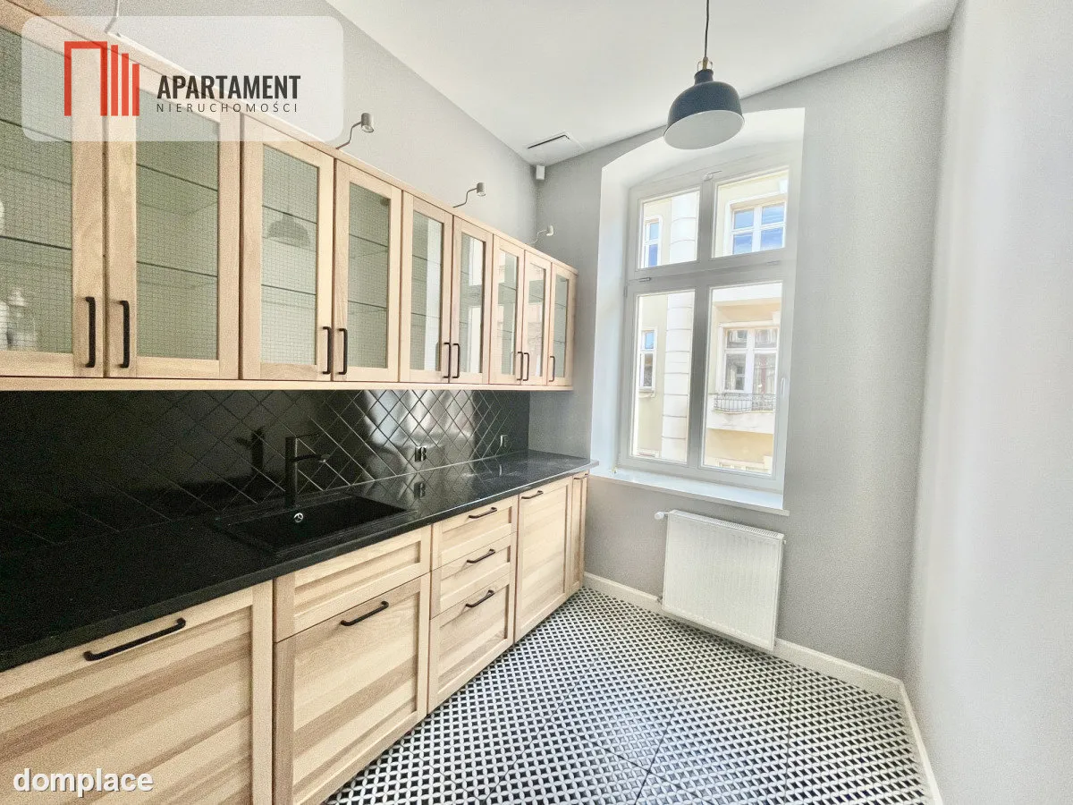 centrum, odrestaurowana kamienica, 1 piętro — zdjęcie 2