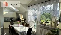 Klimatyczne dwupoziomowe mieszkanie — zdjęcie 2