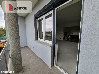 Dom z widokiem na jezioro - 3 odrębne mieszkania — zdjęcie 7