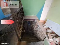 Kamienica z potencjałem w centrum Góry — zdjęcie 8