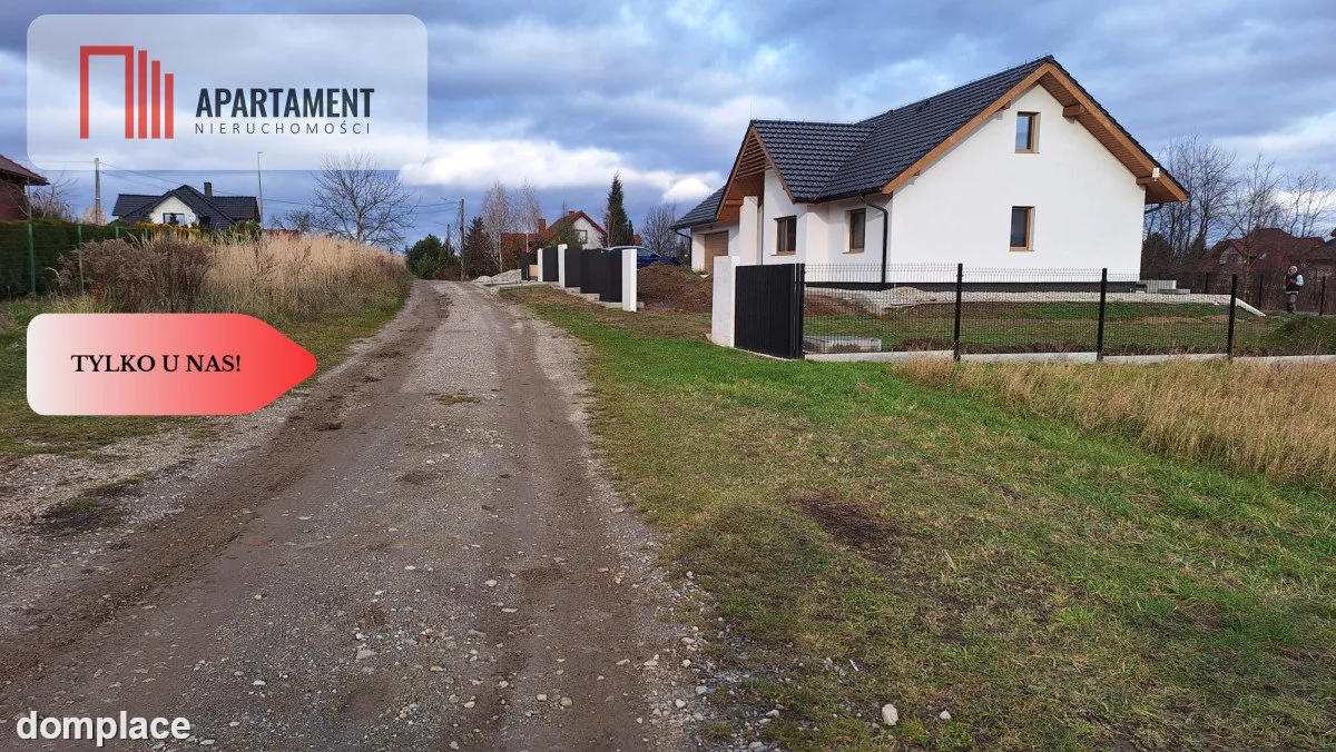 Działka pod zabudowę mieszkaniowo-usługową. — zdjęcie 3