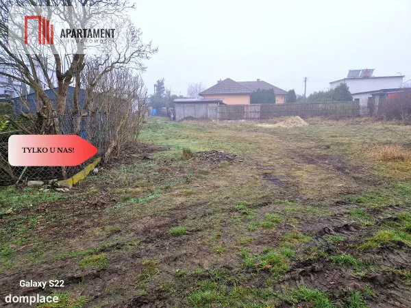 Działka w centrum osiedla — zdjęcie 3