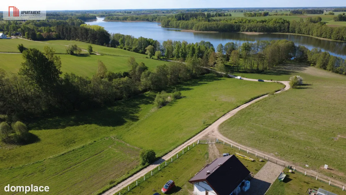 Działka na Kaszubach z widokiem na jezioro