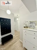 Nowoczesny apartament z dwoma balkonami oraz windą — zdjęcie 12