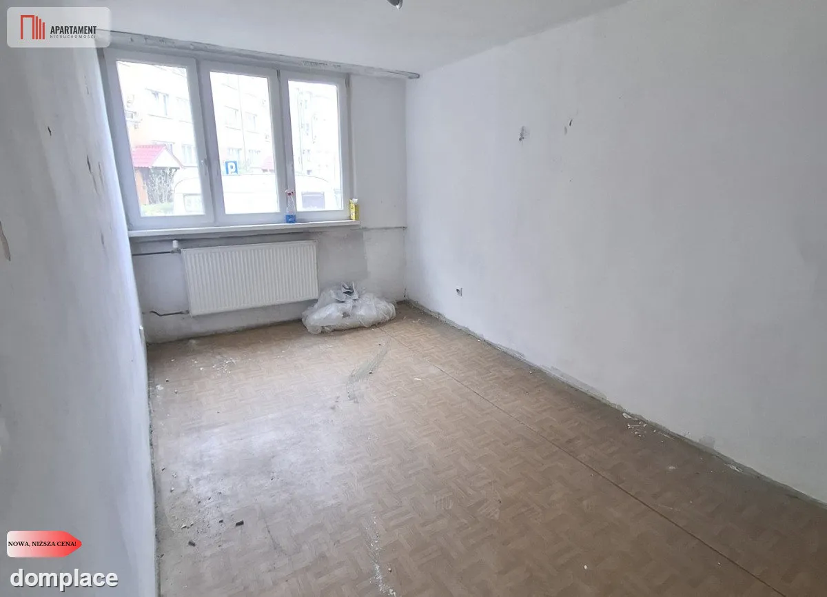 M3-wysoki parter-balkon-do remontu-fabryczne — zdjęcie 8