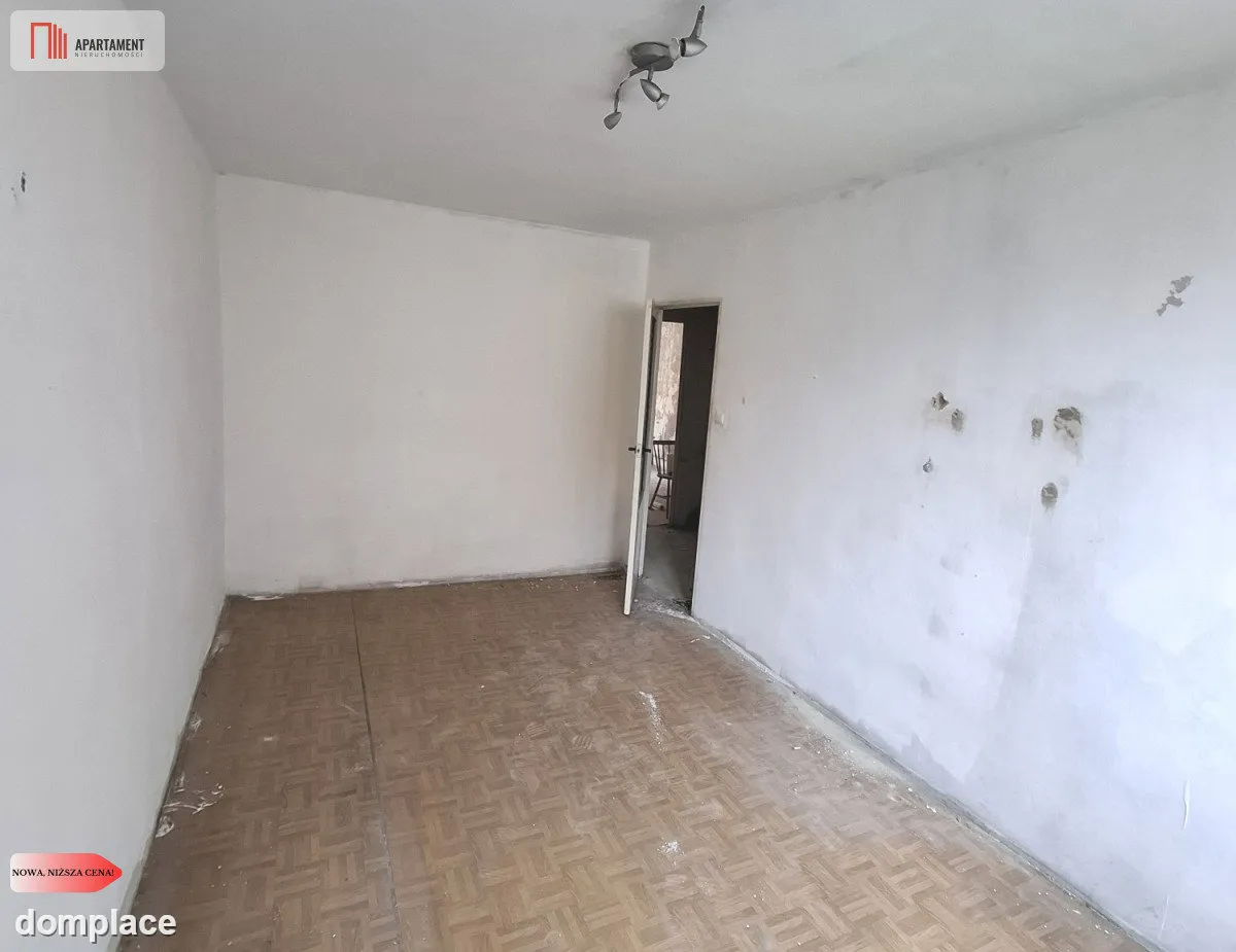M3-wysoki parter-balkon-do remontu-fabryczne — zdjęcie 9