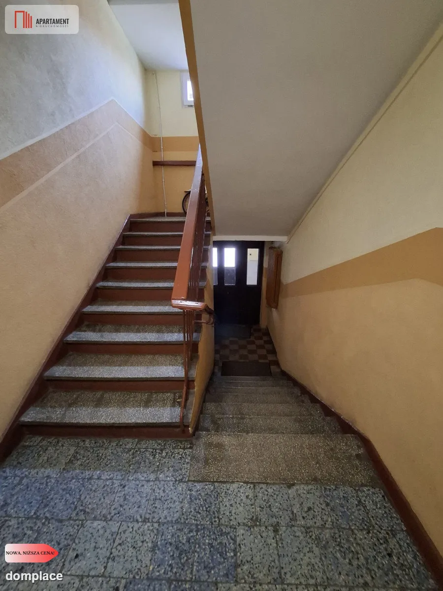 M3-wysoki parter-balkon-do remontu-fabryczne — zdjęcie 15