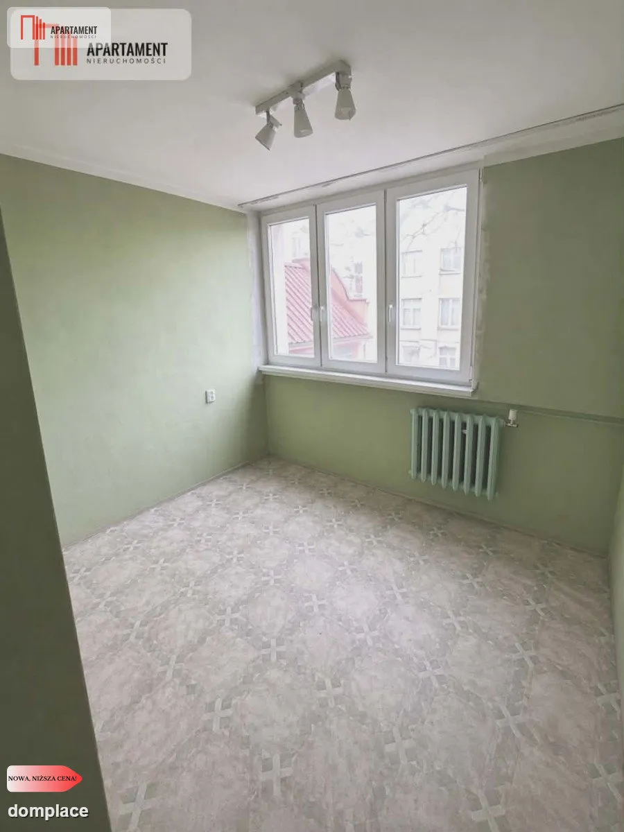 M3-wysoki parter-balkon-do remontu-fabryczne — zdjęcie 6