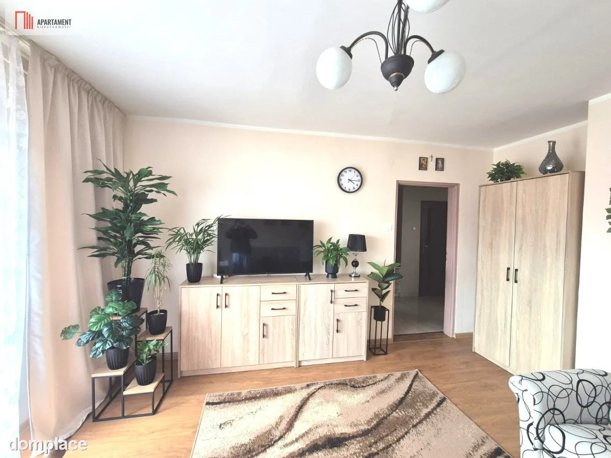 Funkcjonalne mieszkanie 52m˛na III piętrze — zdjęcie 2