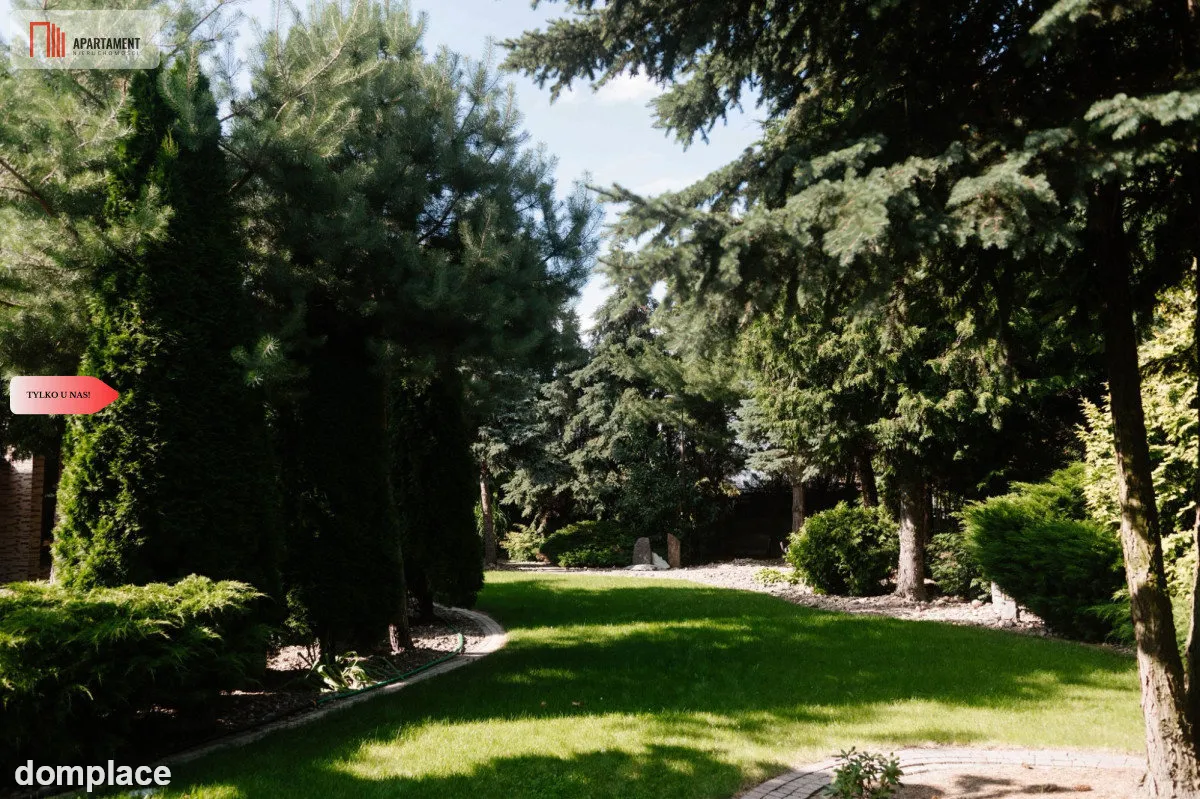 Dom/wysoki standard/piękny ogród/oranżeria/garaż/ — zdjęcie 16