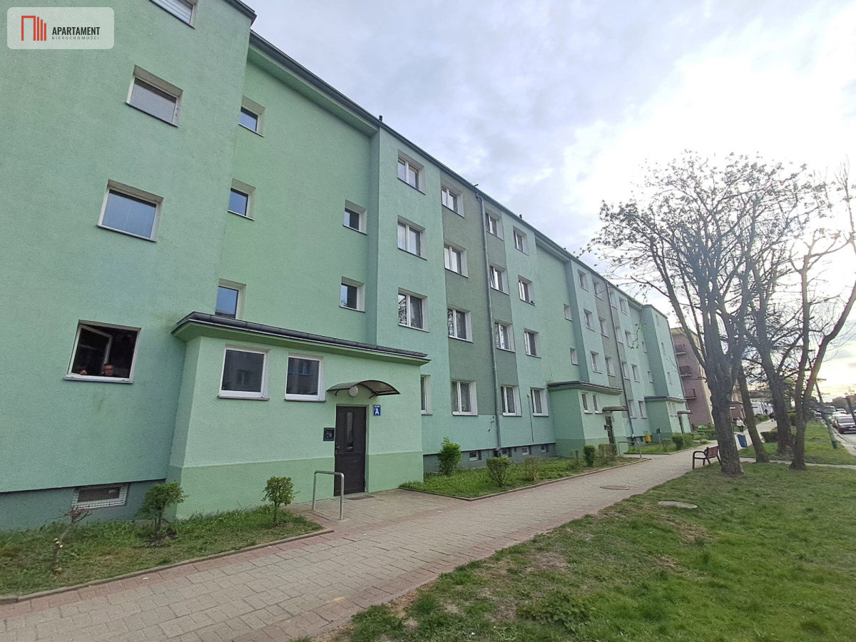 REZERWACJA! 3 Pokoje po remoncie balkon 2 piętro