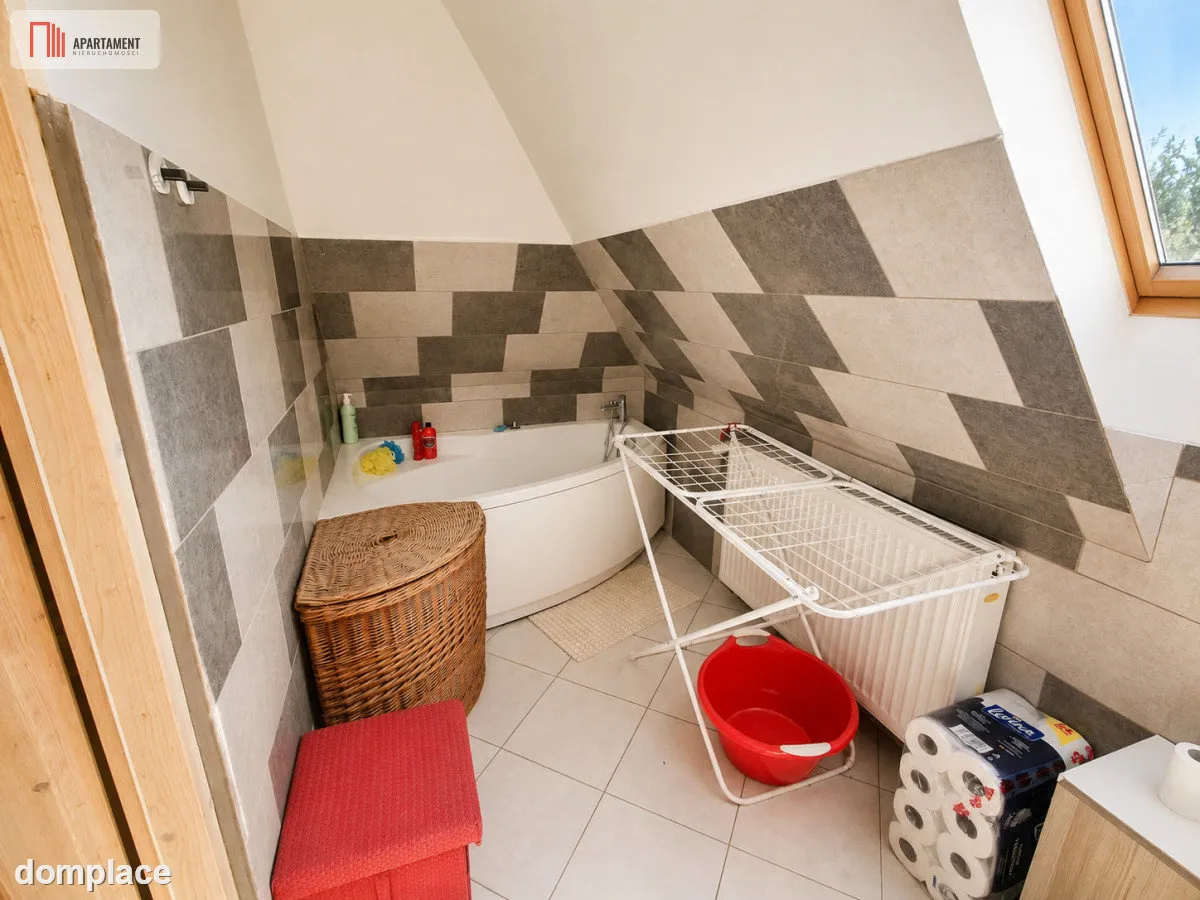 Urokliwy dom na wsi- Goryń — zdjęcie 11