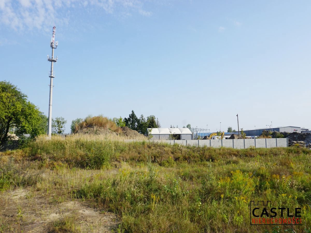 Działka w bardzo dobrej lokalizacji, pod halę