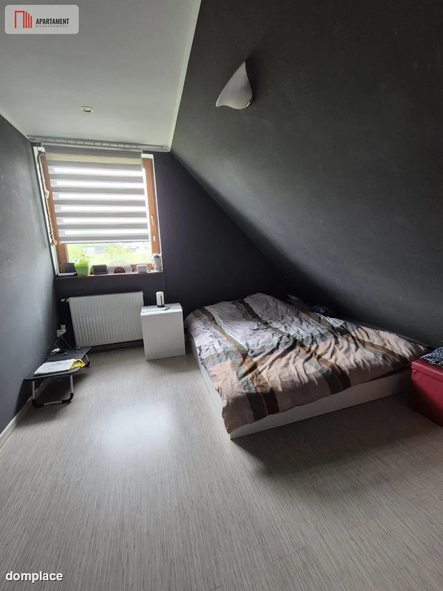 Dom w cichej i spokojnej okolicy — zdjęcie 19