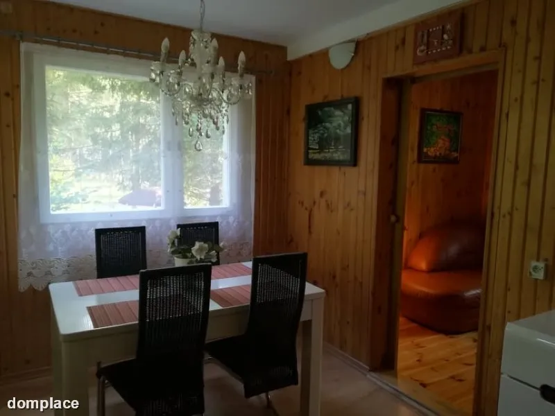 Domek letniskowy w magicznym miejscu na skraju lasu. — zdjęcie 7