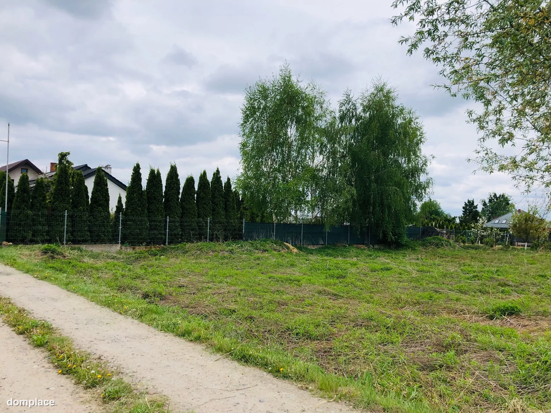 Działka budowlana 1300m2, WZ bezterminowe, Media, Kolej, Sklepy. Lokalizacja Miasto! — zdjęcie 12