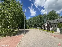 Kameralne położenie wśród zieleni — zdjęcie 4