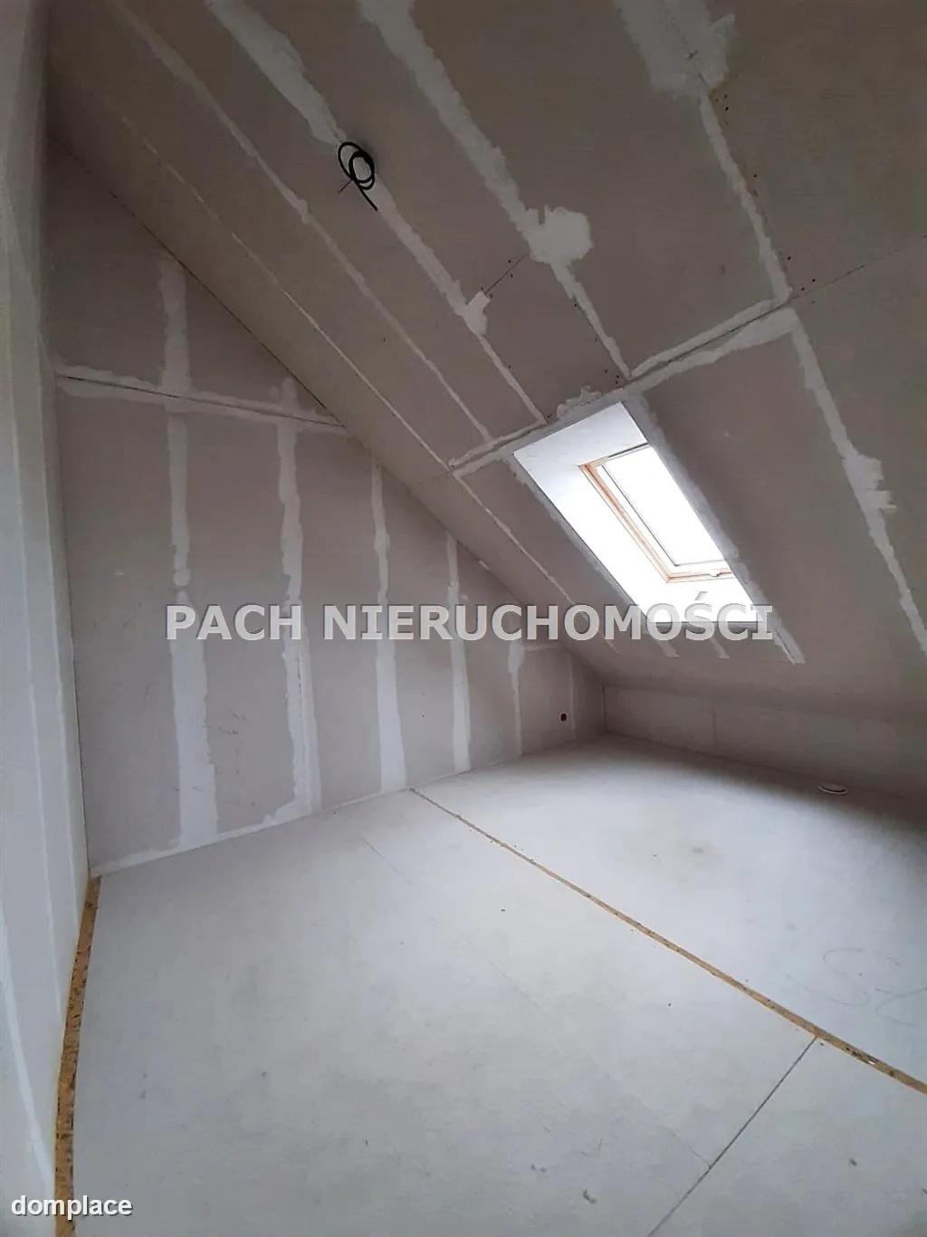 Dom — Międzyrzecze Górne — zdjęcie 11